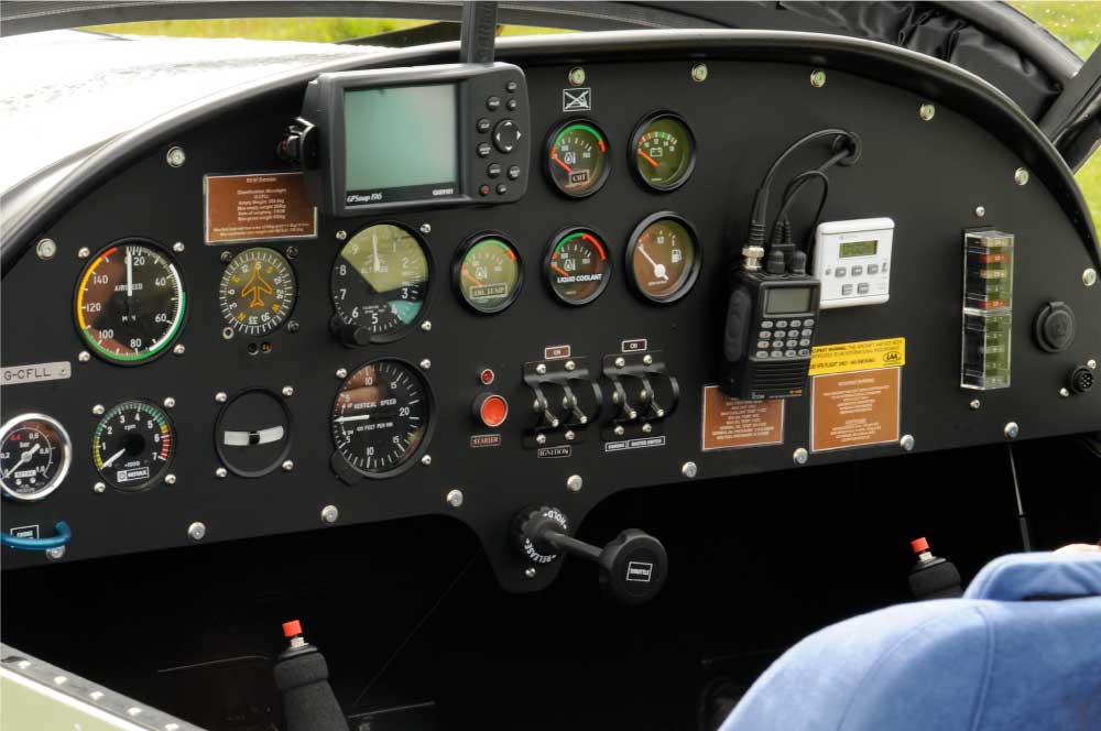 Top 10 Flight Technologies - Airplane Cockpit